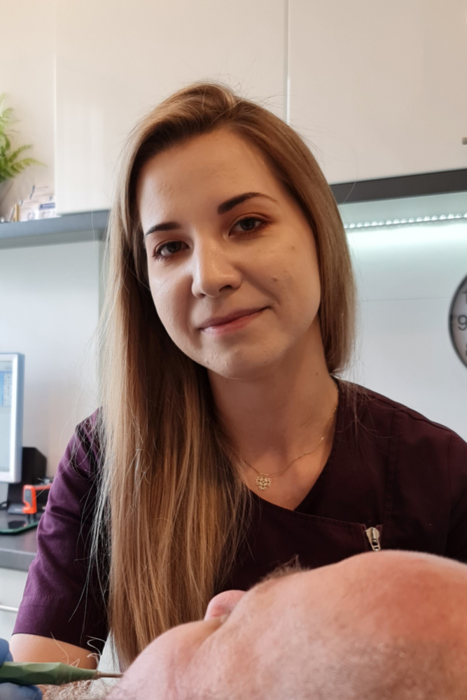 Lekarz dentysta Grzegorz Krępa